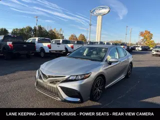 Toyota Camry 2022 AWD SE 4dr Sedán