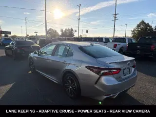 Toyota Camry 2022 AWD SE 4dr Sedán
