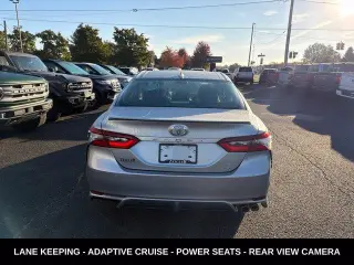 Toyota Camry 2022 AWD SE 4dr Sedán