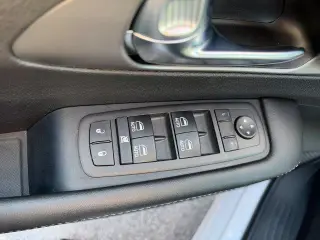 Chrysler Pacifica 2027 Select 4dr Mini-Van