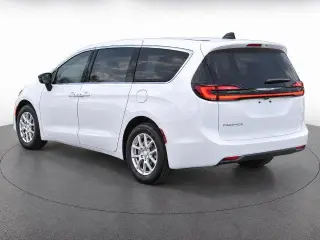 Chrysler Pacifica 2027 Select 4dr Mini-Van