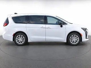 Chrysler Pacifica 2027 Select 4dr Mini-Van