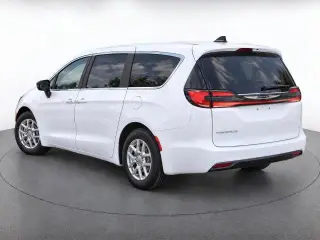 Chrysler Pacifica 2027 Select 4dr Mini-Van