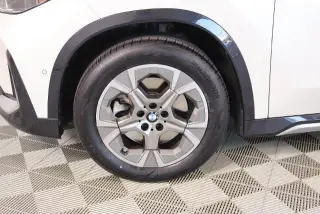 BMW X1 2023 AWD xDrive28i 4puertas Vehículo de Actividad Deportiva