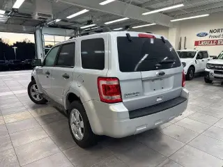 Ford Escape 2012 XLT 4dr SUV