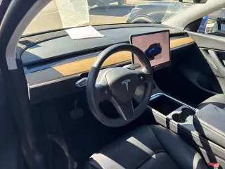 Tesla Model Y 2022 AWD Long Range 4dr Crossover