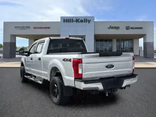 Ford F-250 Super Duty 2018 4x4 XLT 4dr Crew Cab 6.8 ft. SB Pickup