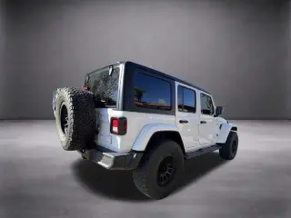 Jeep Wrangler 2024 4x4 Willys 4xe 4 puertas SUV