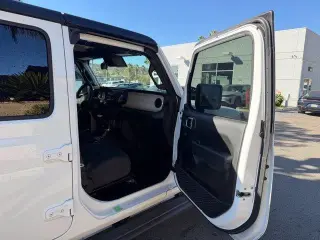 Jeep Wrangler 2024 4x4 Willys 4xe 4 puertas SUV