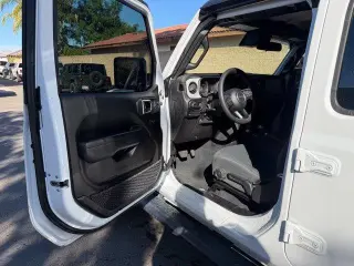 Jeep Wrangler 2024 4x4 Willys 4xe 4 puertas SUV