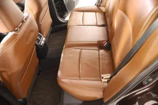 Subaru Outback 2017 con tracción en las cuatro ruedas 3.6R Touring 4dr Wagon