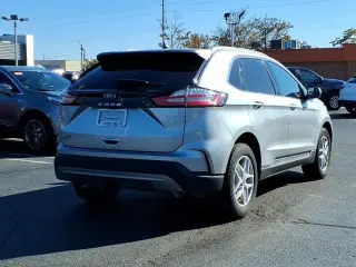 Ford Edge 2023 AWD SEL 4dr Crossover
