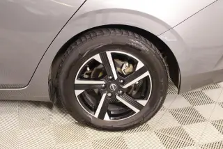 Nissan Sentra 2024 SV 4dr Sedán