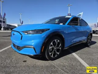 Ford Mustang Mach-E 2023 AWD Premium SUV 4 puertas