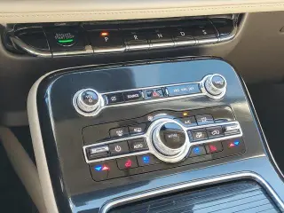 Lincoln Nautilus 2023 AWD Reserve 4dr SUV