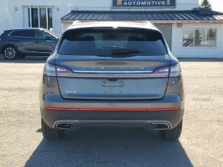 Lincoln Nautilus 2023 AWD Reserve 4dr SUV