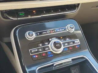 Lincoln Nautilus 2022 AWD Reserve 4dr SUV