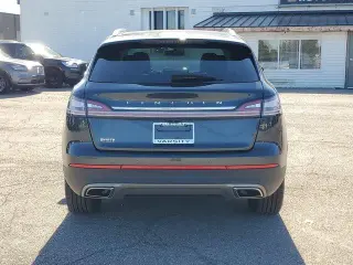 Lincoln Nautilus 2022 AWD Reserve 4dr SUV