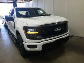 Ford F-150 2025 4x4 STX 4puerta SuperCrew 1.68 m de cama