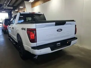 Ford F-150 2025 4x4 STX 4puerta SuperCrew 1.68 m de cama