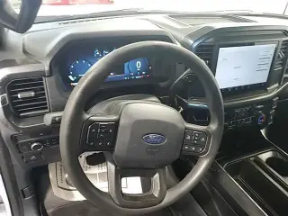 Ford F-150 2025 4x4 STX 4puerta SuperCrew 1.68 m de cama
