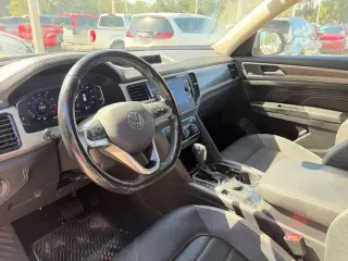 Volkswagen Atlas 2021 AWD V6 SEL Premium 4Motion 4dr SUV (lanzamiento a mitad de año)