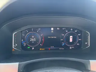 Volkswagen Atlas 2021 AWD V6 SEL Premium 4Motion 4dr SUV (lanzamiento a mitad de año)