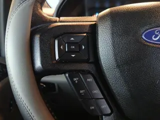 Ford F-150 2017 4x2 XLT 4dr SuperCrew 5.5 ft. SB