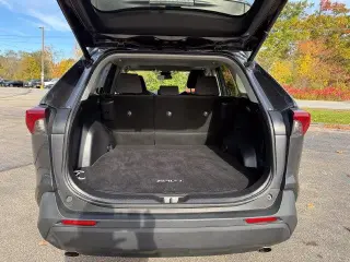Toyota RAV4 2019 AWD XLE 4dr SUV