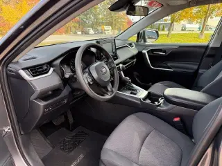 Toyota RAV4 2019 AWD XLE 4dr SUV