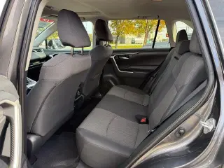 Toyota RAV4 2019 AWD XLE 4dr SUV