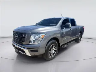 Nissan Titan 2024 4x4 SV 4dr Crew Cab 5.6 ft. SB