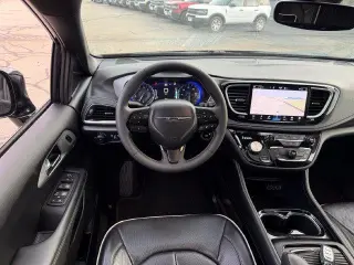 Chrysler Pacifica 2025 Limited 4dr Mini-Van