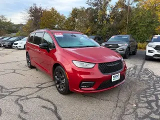 Chrysler Pacifica 2025 Limited 4dr Mini-Van