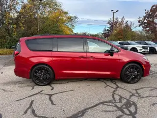 Chrysler Pacifica 2025 Limited 4dr Mini-Van