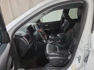 Jeep Cherokee 2022 Latitude Lux 4dr SUV