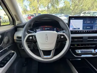 Lincoln Corsair 2024 Premiere 4dr SUV