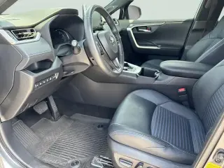 Toyota RAV4 Híbrido 2022 AWD XSE 4dr SUV