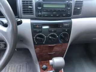 Corolla CE del año 2007 Toyota