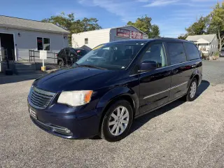 2016 Chrysler Town & Country Touring