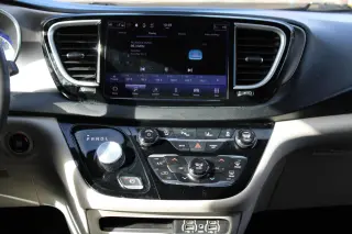 2022 Chrysler Pacifica Touring L FWD