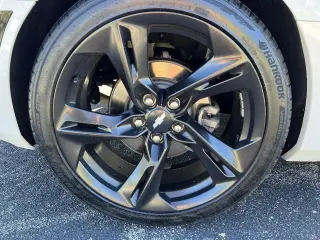 2019 Chevrolet Camaro 2dr Coupe RS