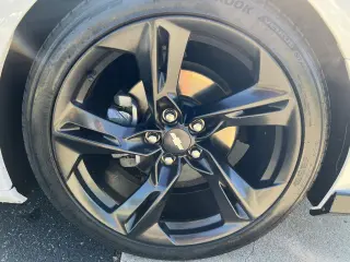 2019 Chevrolet Camaro 2dr Coupe RS