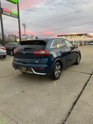 2017 Kia Niro FE
