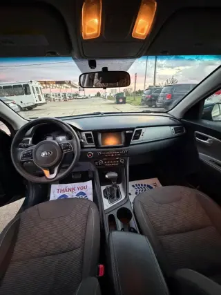 2017 Kia Niro FE
