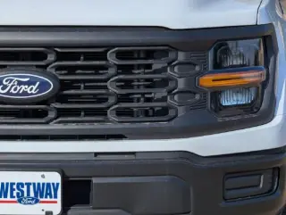Ford F-150 2025 4x4 XL 4 puertas SuperCrew 5.5 pies SB