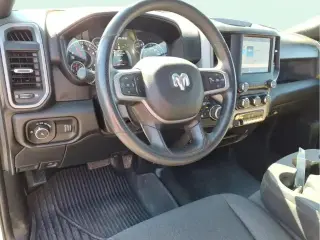 Ram 2500 2024 4x4 Tradesman 2dr Cabina Regular 8 ft. LB Pickup