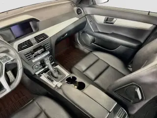 Mercedes-Benz Clase C 2014 C 250 Lujo 4 puertas Sedán