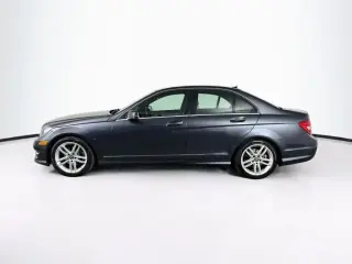 Mercedes-Benz Clase C 2014 C 250 Lujo 4 puertas Sedán