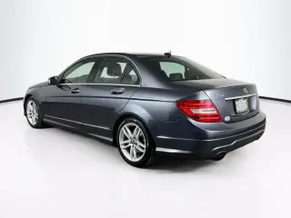Mercedes-Benz Clase C 2014 C 250 Lujo 4 puertas Sedán